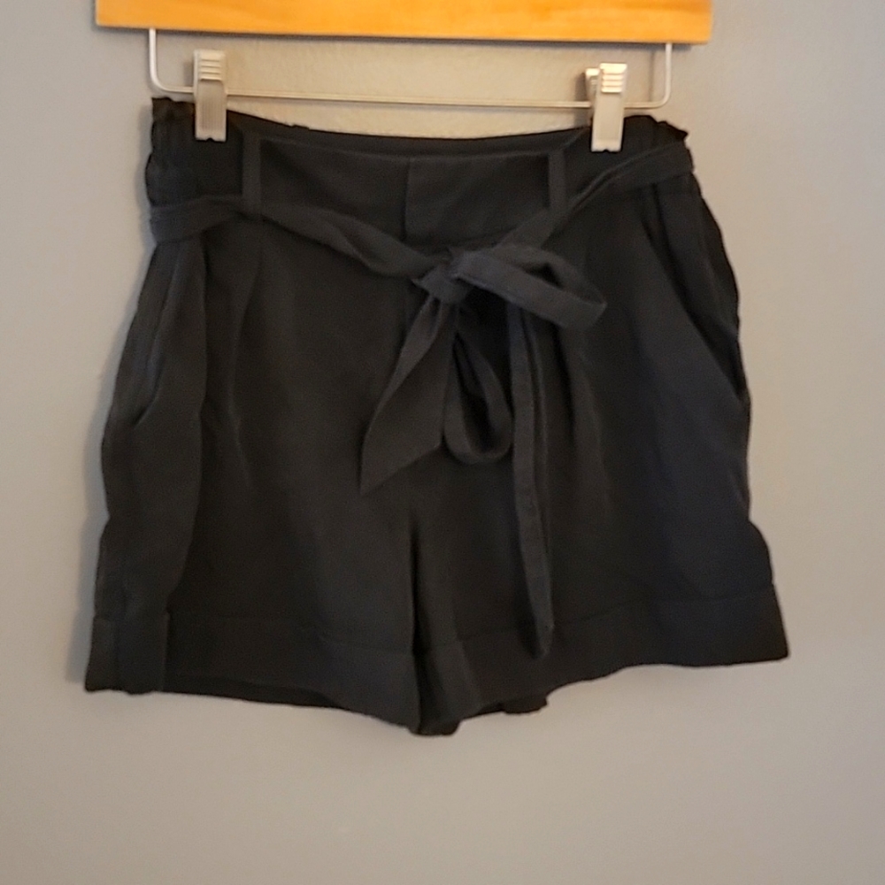 Kate Spade Broome St dress shorts size 2
